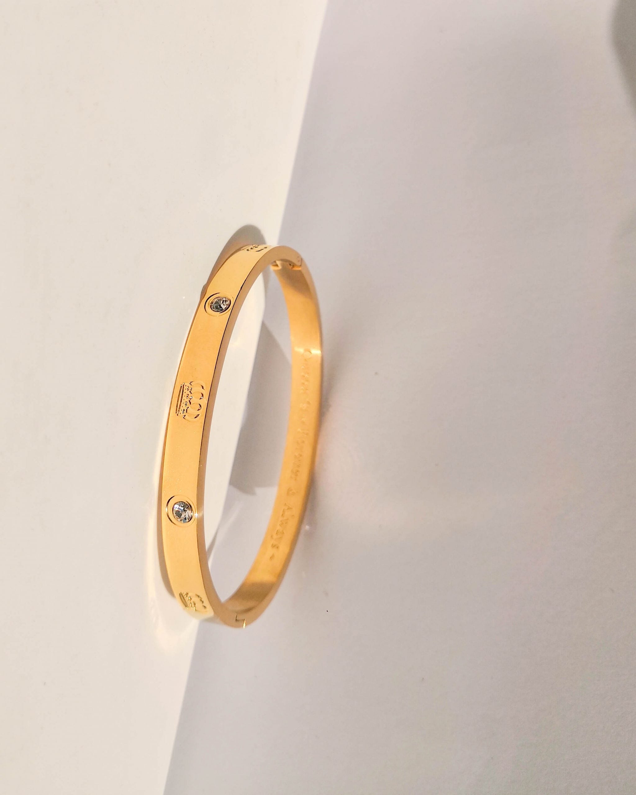 Queen’s Tale Classic Bracelet